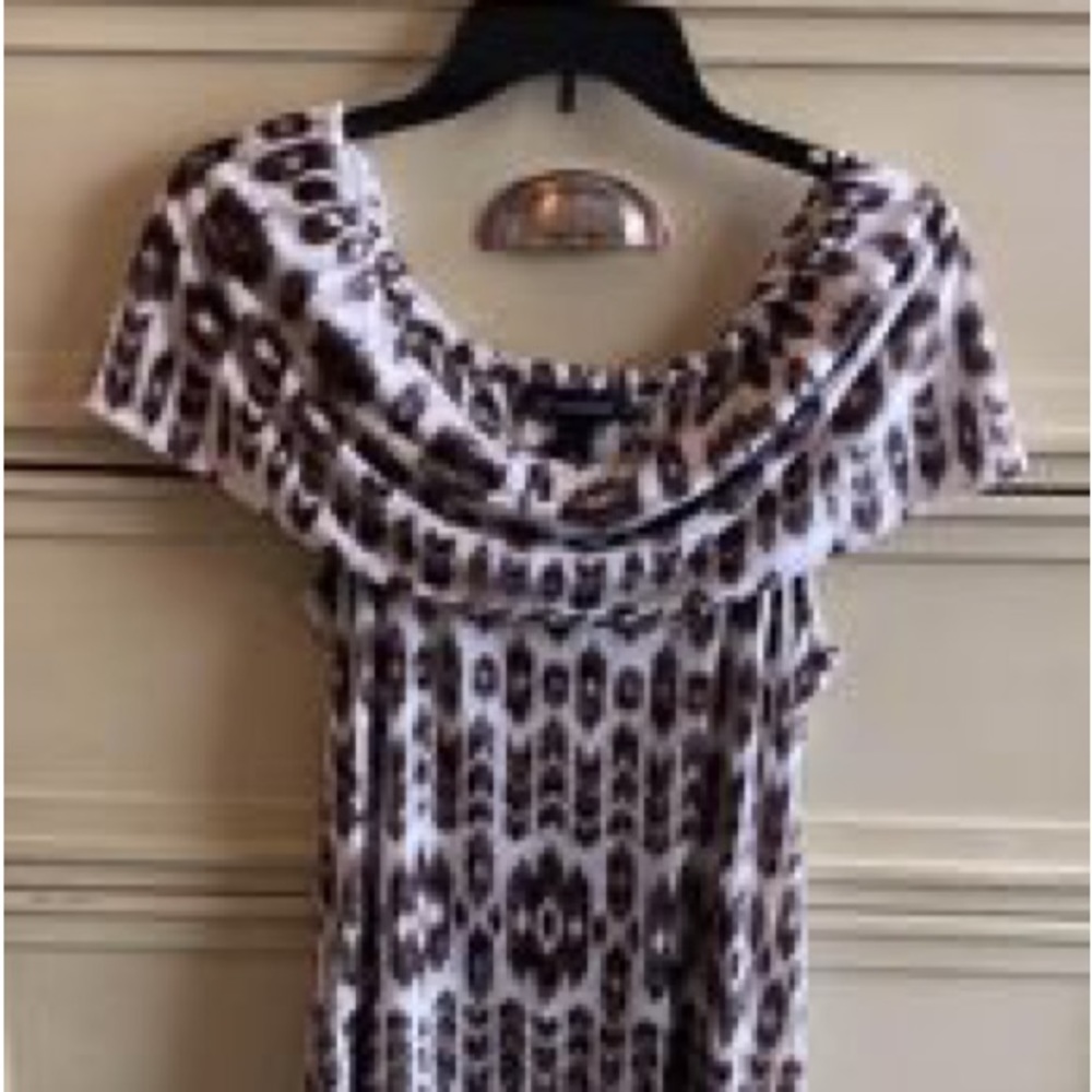 INC Off the Shoulder Top (XL Brown/White)